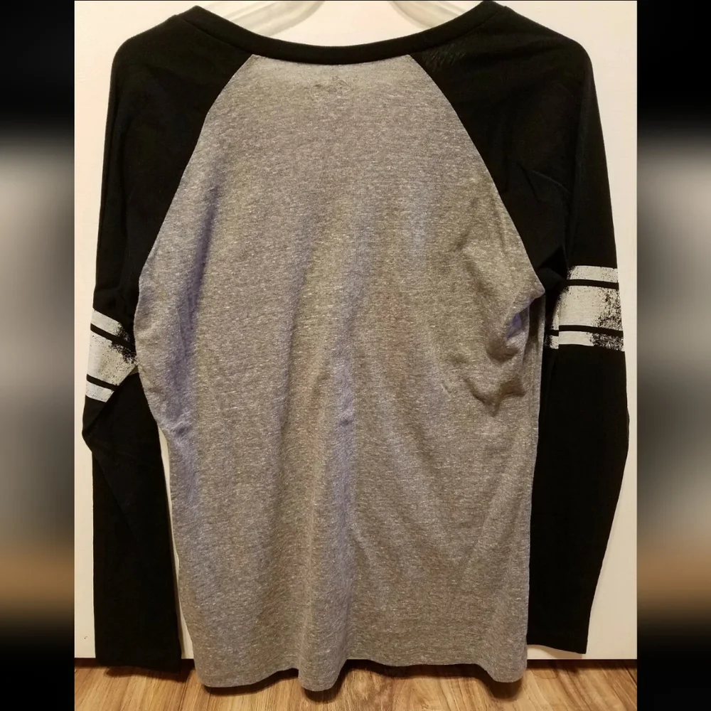 NCAA Clemson Tigers Ladies V Neck Long Sleeves Collegiate Printed Tee shirt - Picture 2 of 4